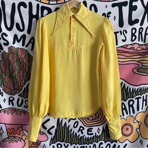 Vintage 1970s blouse by Xtrovert